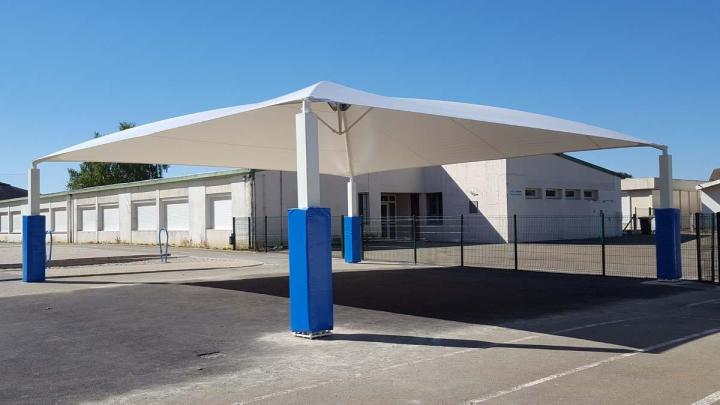 Abris protecteur en toile tendue pour véhicule France